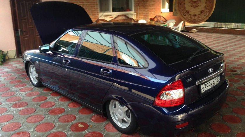 Лада приора хэтчбек персей