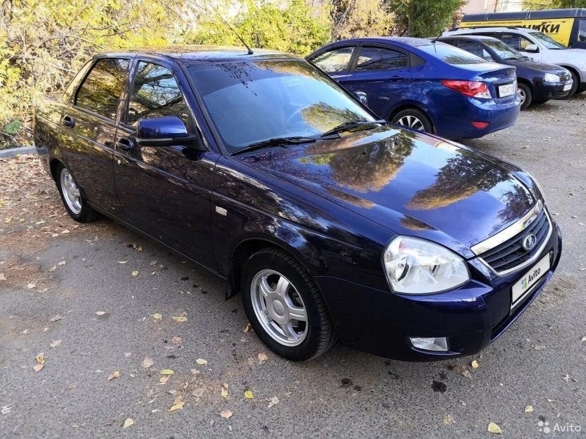 Приора хэтчбек цвет Персей