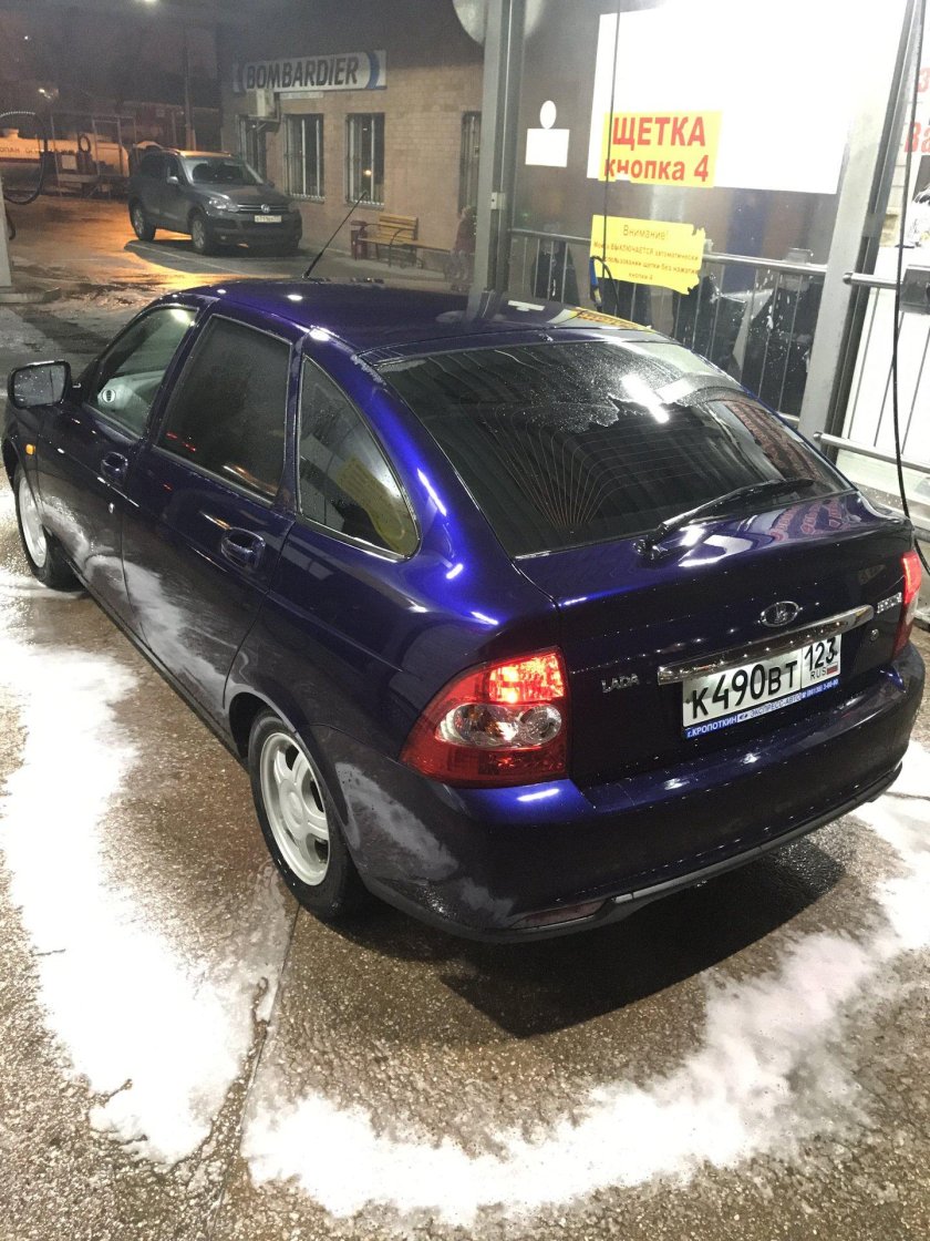 Приора хэтчбек цвет Персей