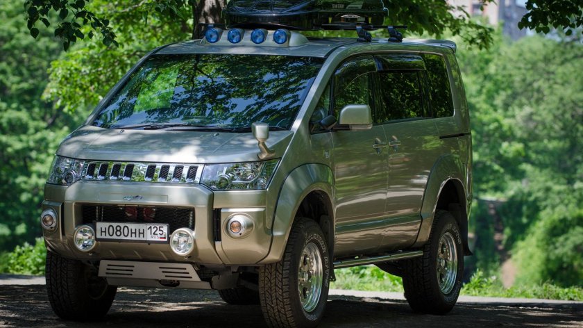 Митсубиси Делика д5