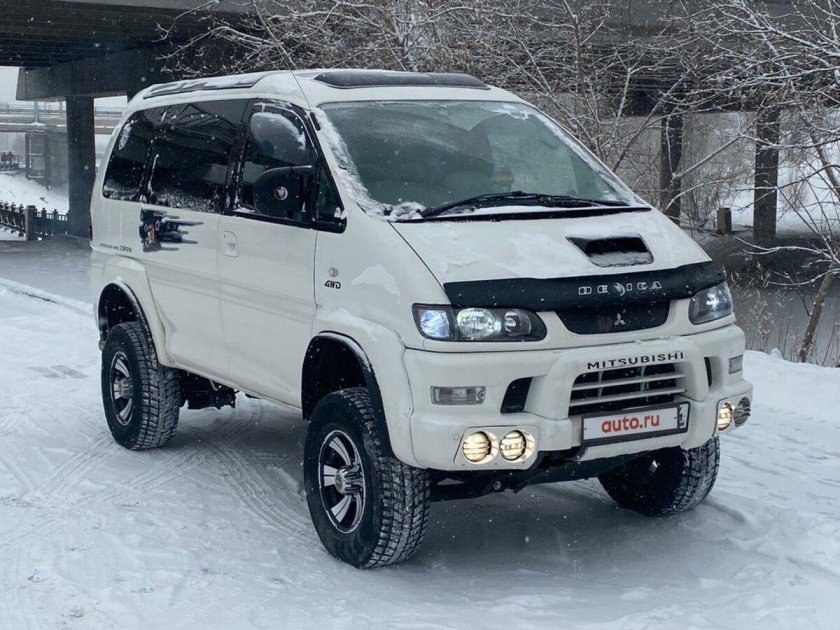 Митсубиси Делика 1999