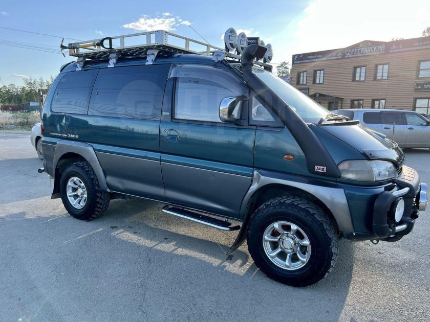 Mitsubishi delica 1996