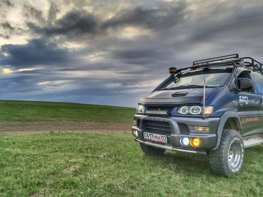 Mitsubishi Delica l400 off Road