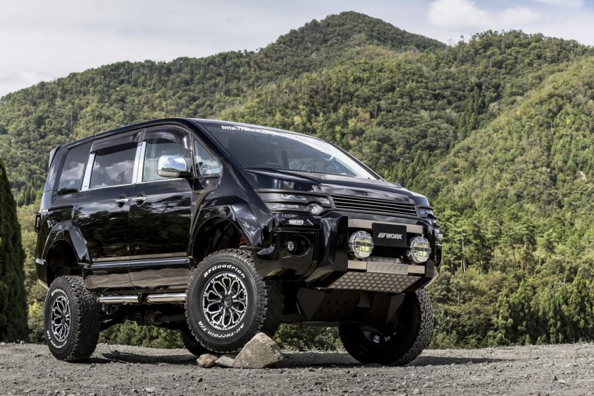 Mitsubishi Delica 2021