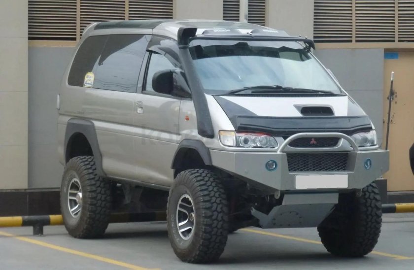 Mitsubishi Delica 4x4 Expedition