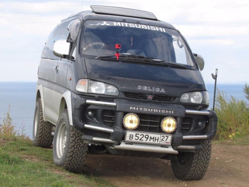 Мицубиси Делика l400
