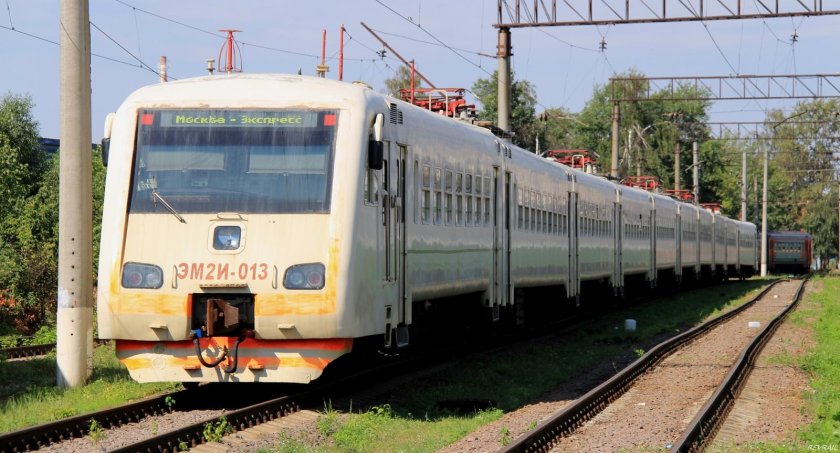 Эм2 электропоезд