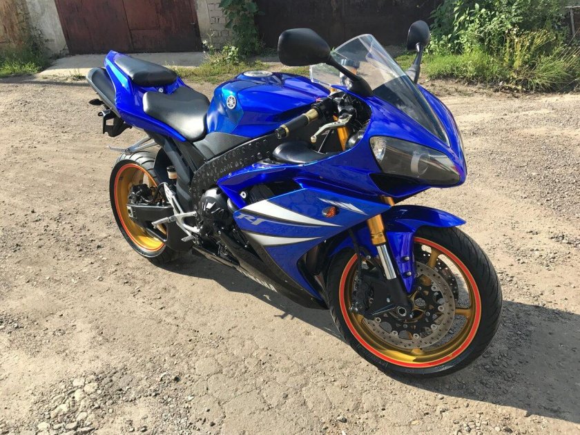 Yamaha r1 2008