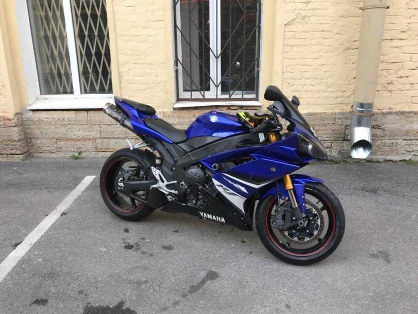 Yamaha r1 2008