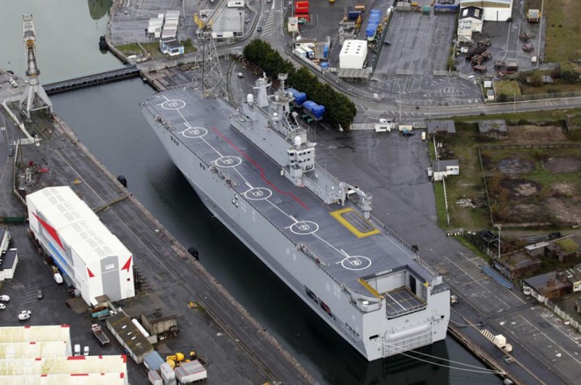 Мистраль вертолетоносец