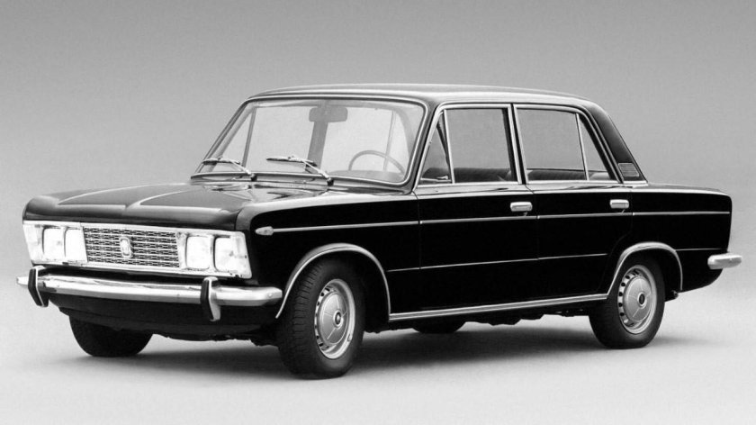 Фиат 124 и ВАЗ 2103