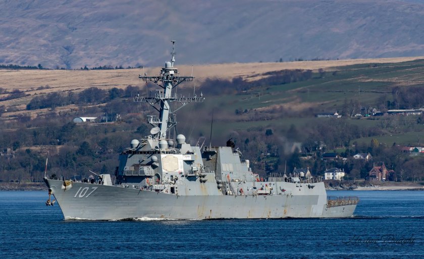 Арли берк эсминец