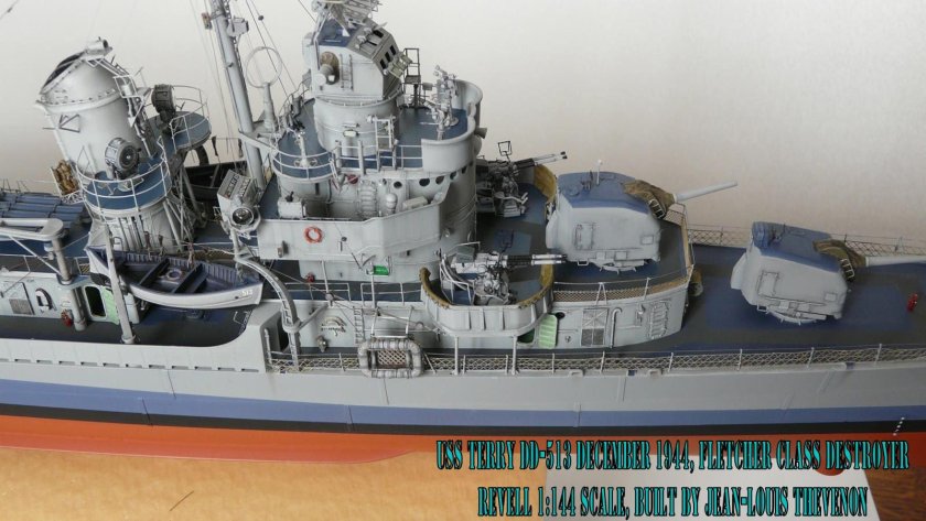 Модель эсминца Флетчер 1-144