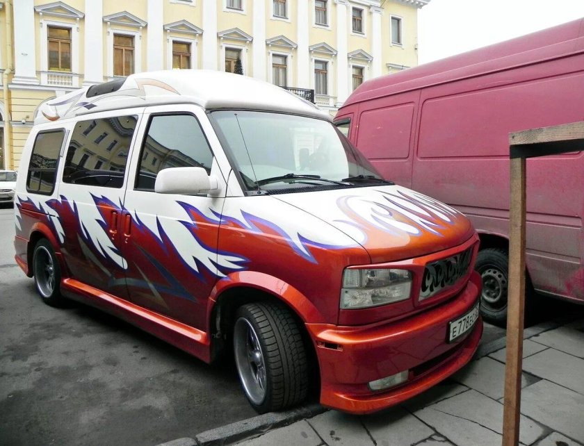 Chevrolet Astro