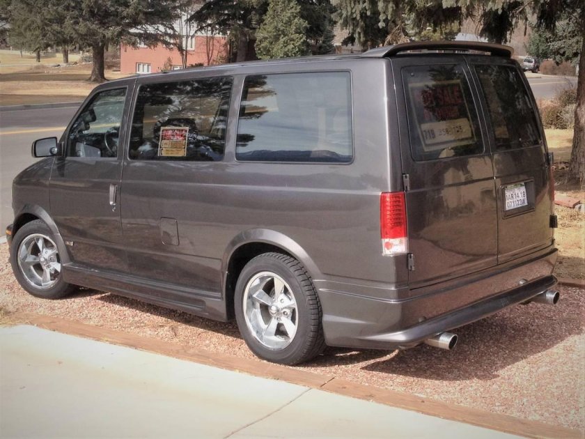 Chevrolet Astro van