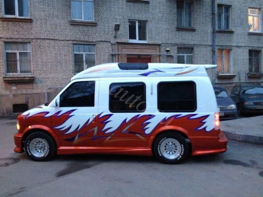 Chevrolet Astro van