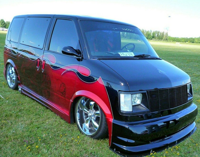 Chevrolet Astro van