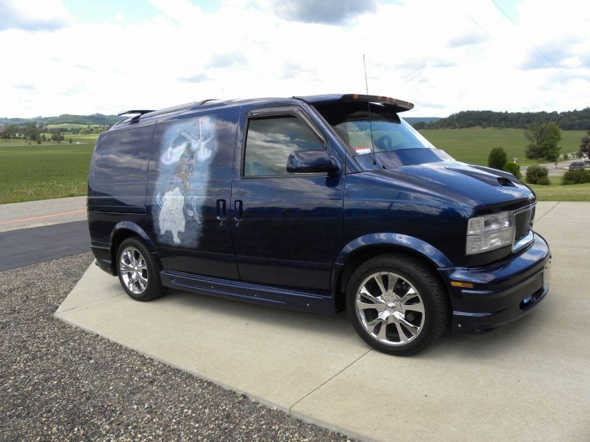 Chevrolet Astro van