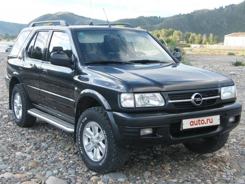 Опель Фронтера 2002