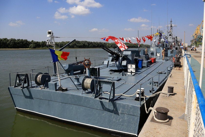 Речной монитор проекта 1316 "Михаил Когэлничану"