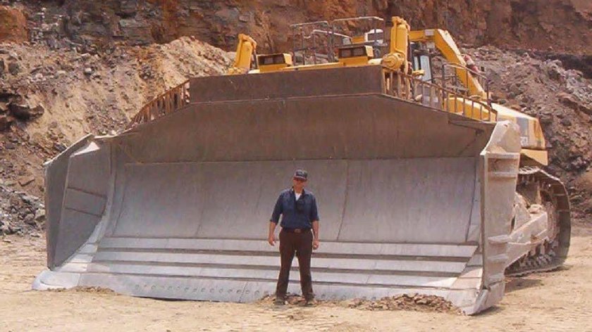 Бульдозер Komatsu d575a