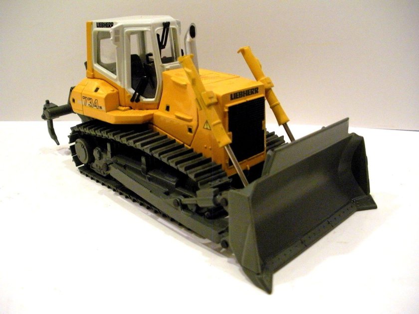 Бульдозер Либхер 734