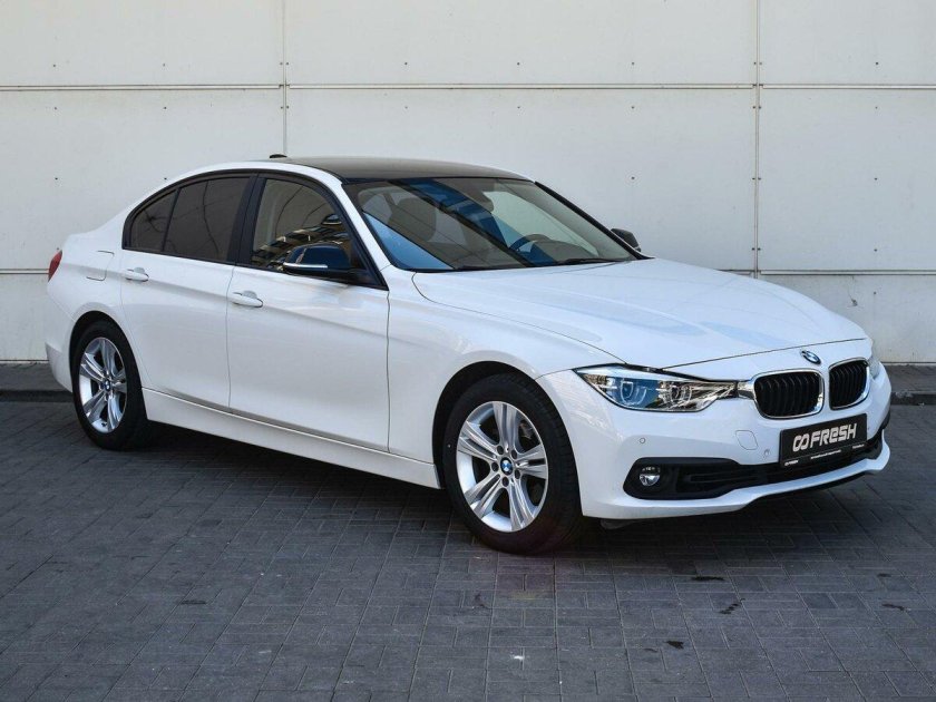 БМВ 3 серии 2015 года