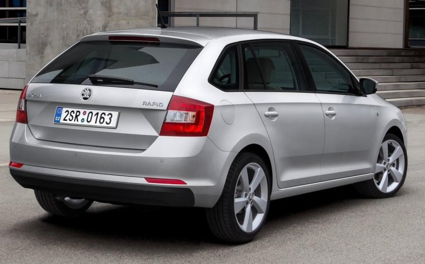Skoda rapid универсал