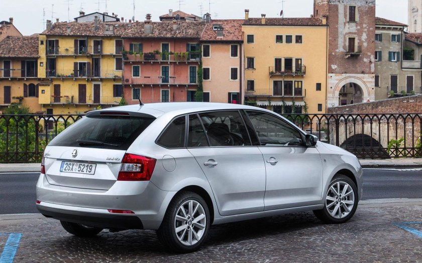 Skoda Rapid Spaceback 2014