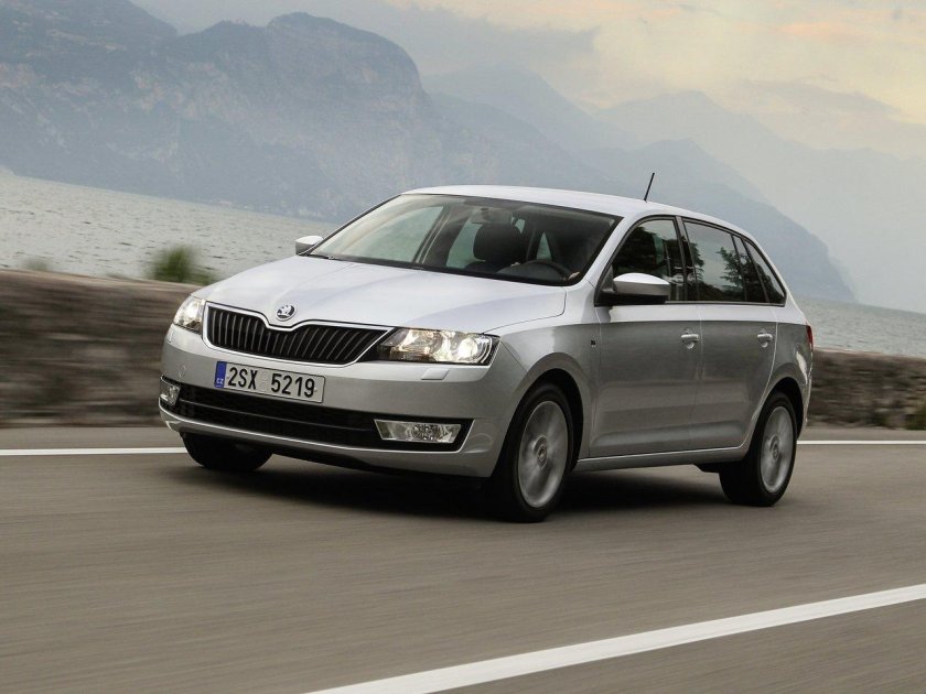 Skoda Rapid Rapid 2013