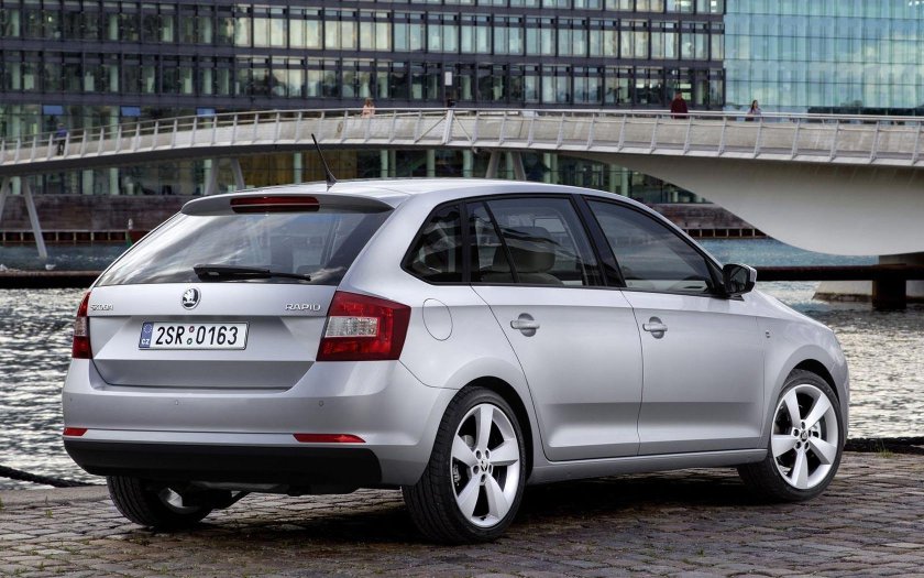 Skoda Rapid Spaceback 2014
