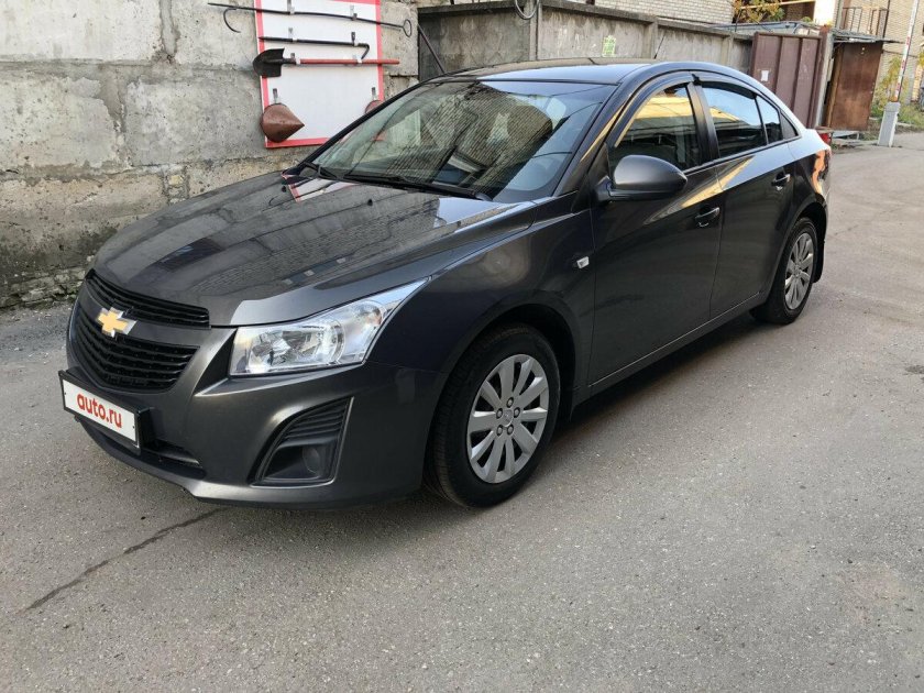 Шевроле Круз Рестайлинг 2013