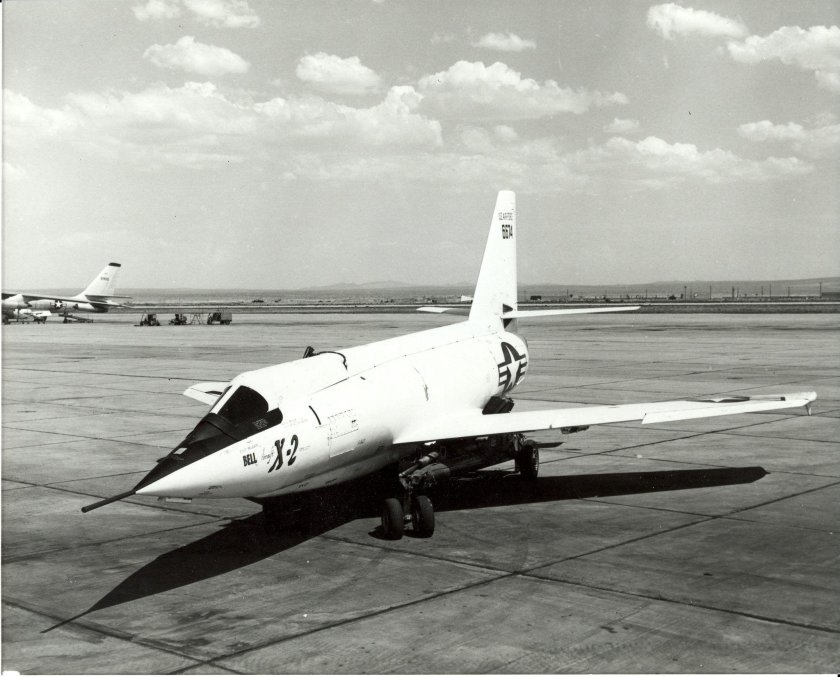 Самолёт Bell x-2