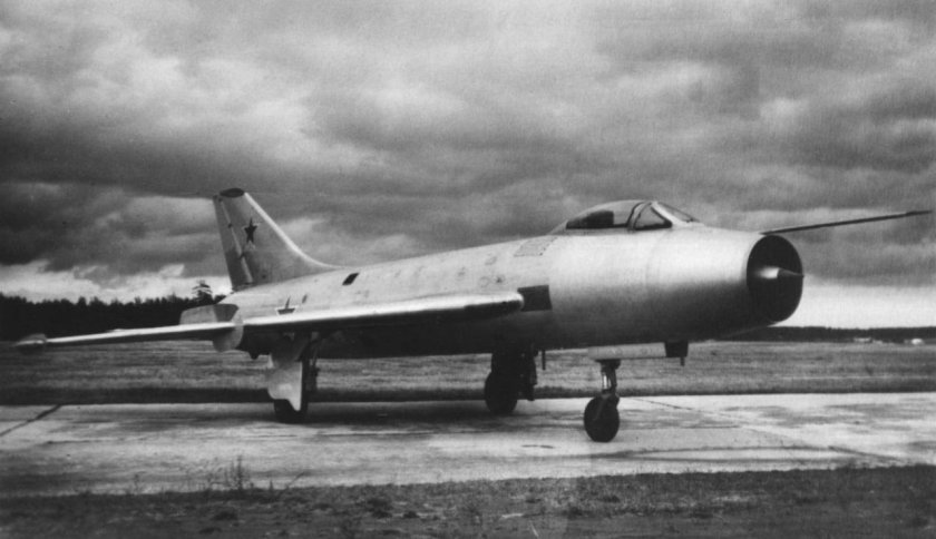 Су-7 истребитель