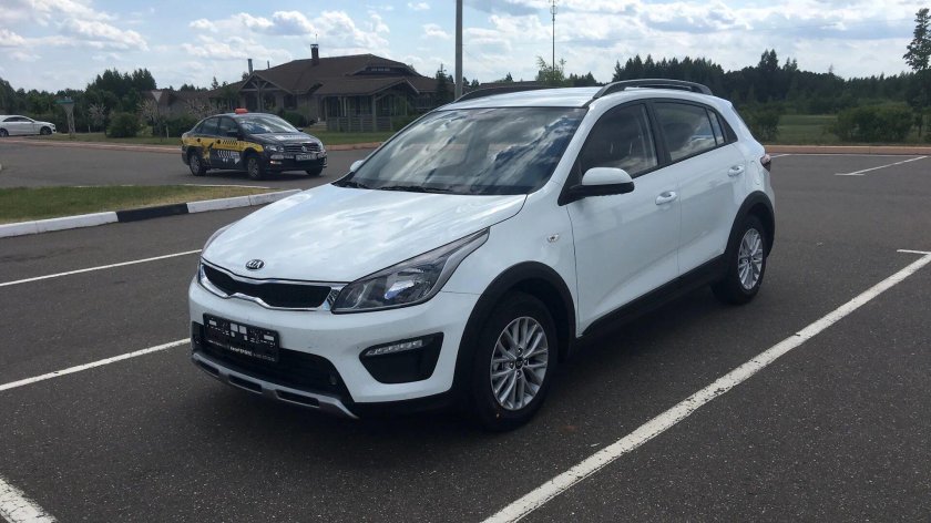 Kia rio x-line 2018 белый