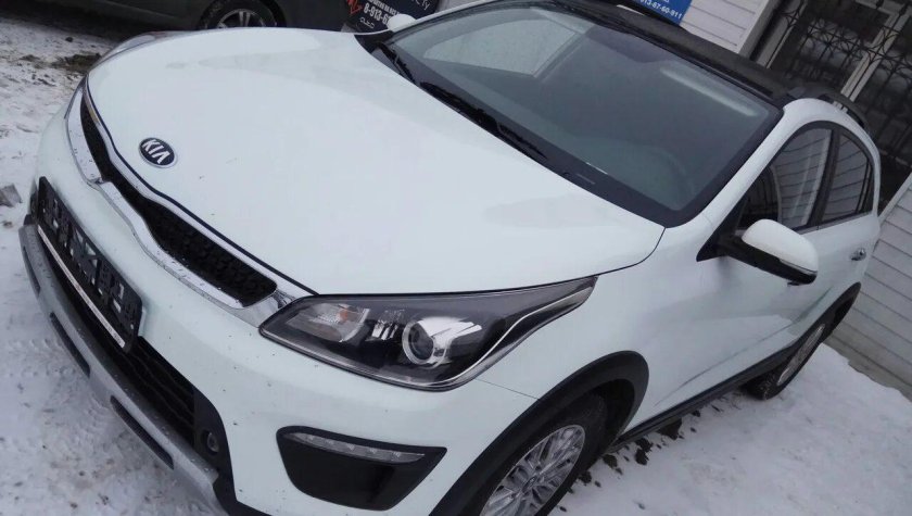 Kia Rio x-line белая