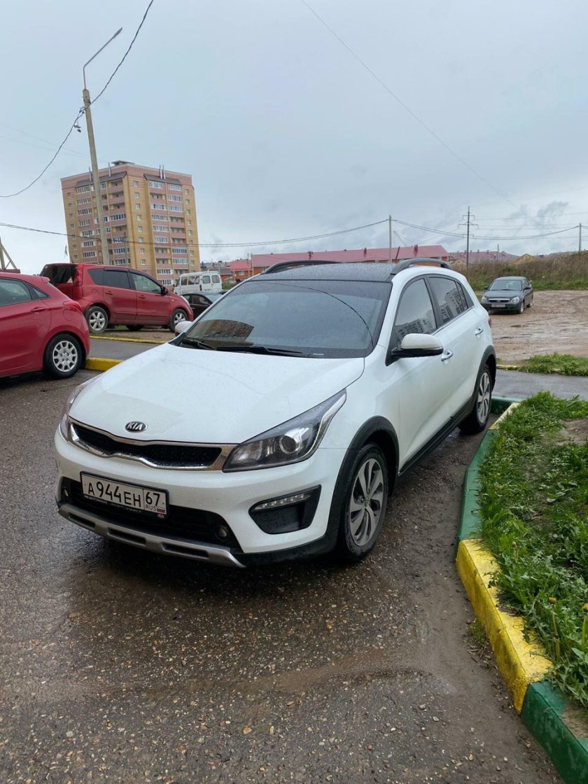 Kia Rio x 2021 белая