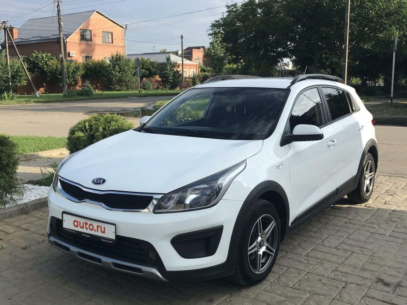 Kia Rio x белая