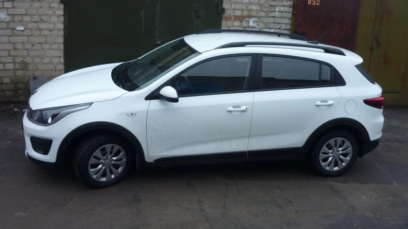 Киа Рио х белая