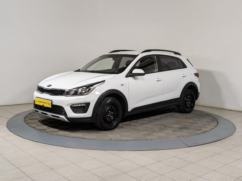 Kia Rio x-line белая