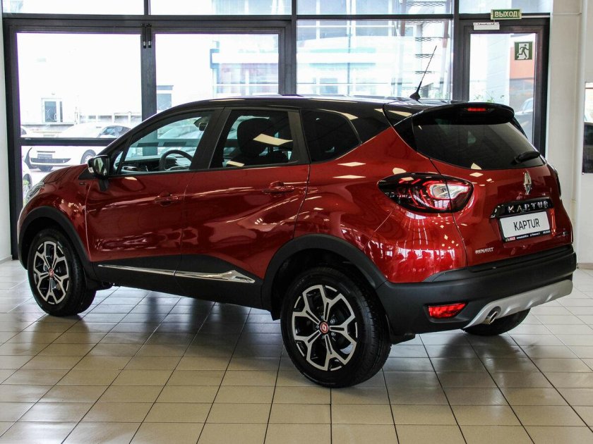 Рено Каптур 2021
