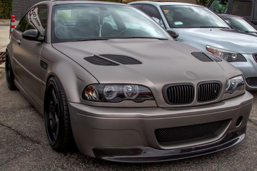 БМВ е46 серая