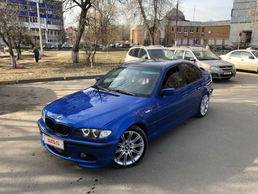 BMW 320i е46
