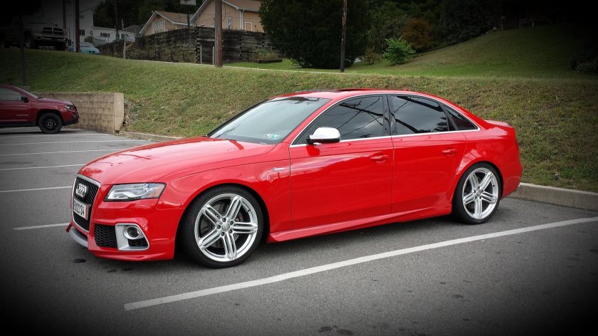 Audi a4 b8 Red