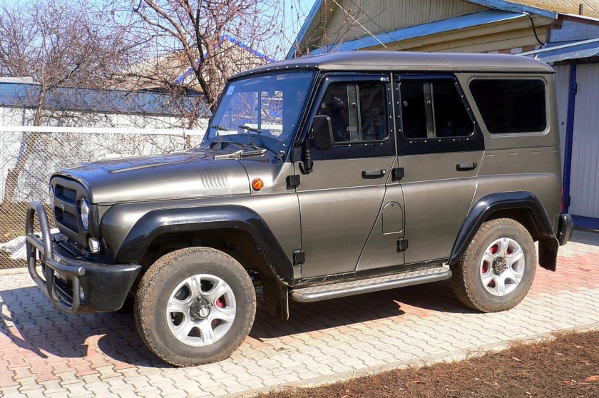 УАЗ 3151 серый металлик