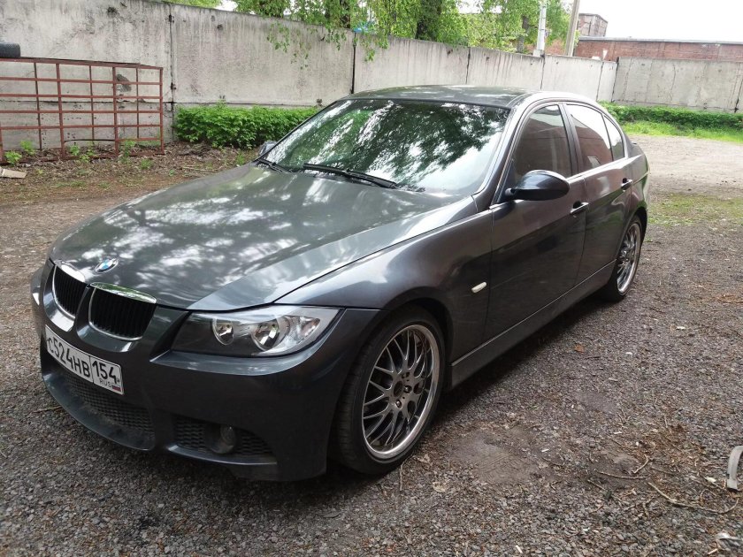 BMW 3 Series 2005