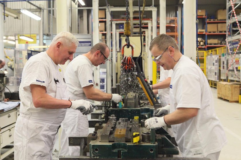 Завод Фауресия Чехия