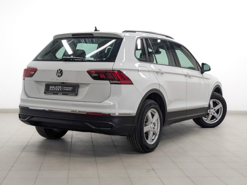 Volkswagen tiguan 2021