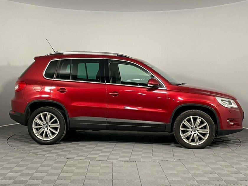 Фольксваген тигуан 2011