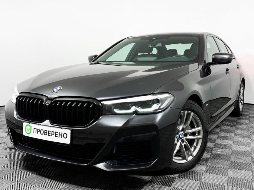 Бмв 5 серии 2020
